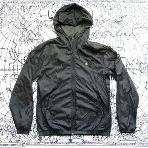 Volcom || Men's Super Lightweight Water Resistant Rain Jacket